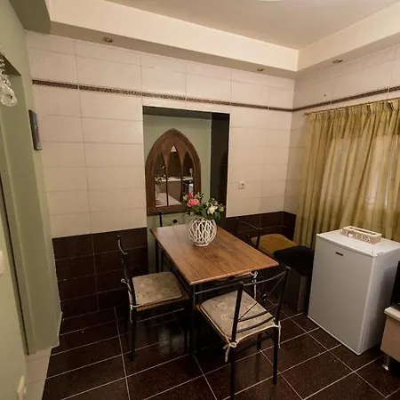 Appartement Bougainvillea House 1 Kalamata