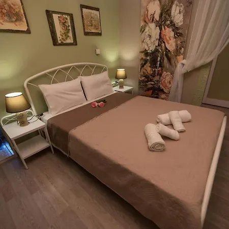 Apartment Bougainvillea House 1 Kalamata